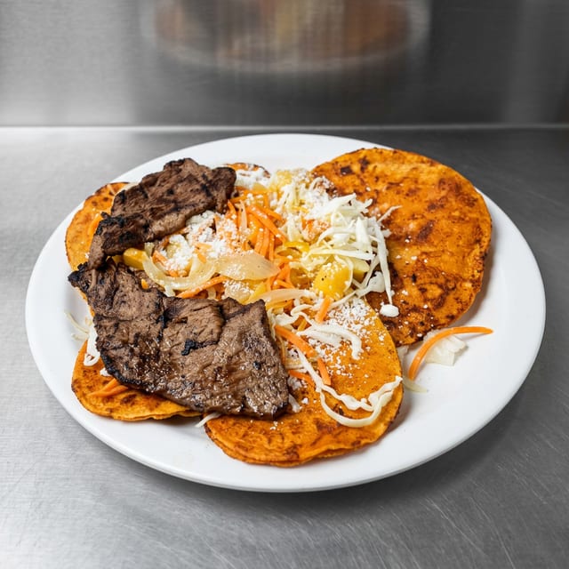 #8 Enchiladas Michoacanas.
